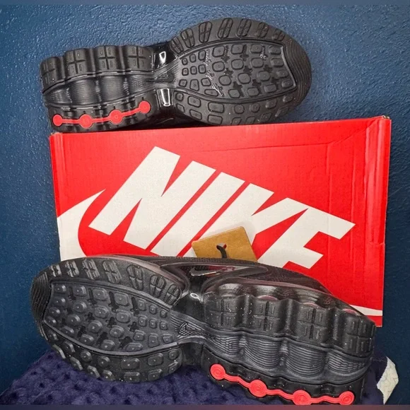 🖤🖤Nike Air Max DN tennis shoe🖤🖤 NIB!!! - Picture 2 of 4